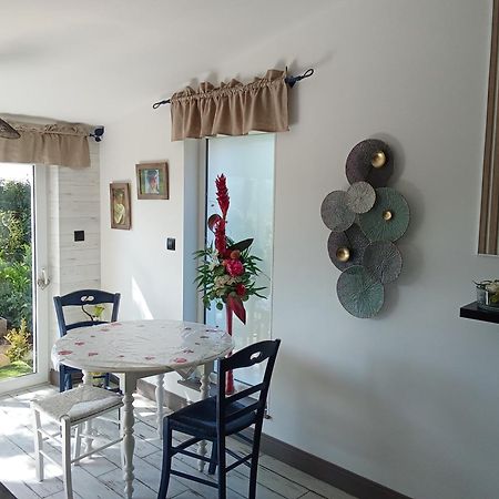 Au Petit Bonheur Apartamento Ferques Exterior foto